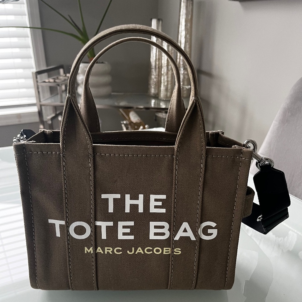 Marc Jacobs The Tote Bag Small